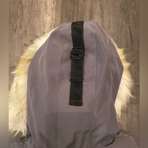 TNA Powder Parka 2XS (Winter Jacket) - Picture 14 of 16